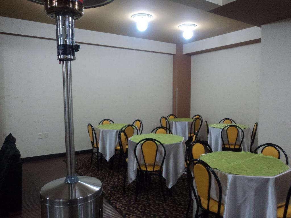 Hotel Jumari Uyuni Kültér fotó